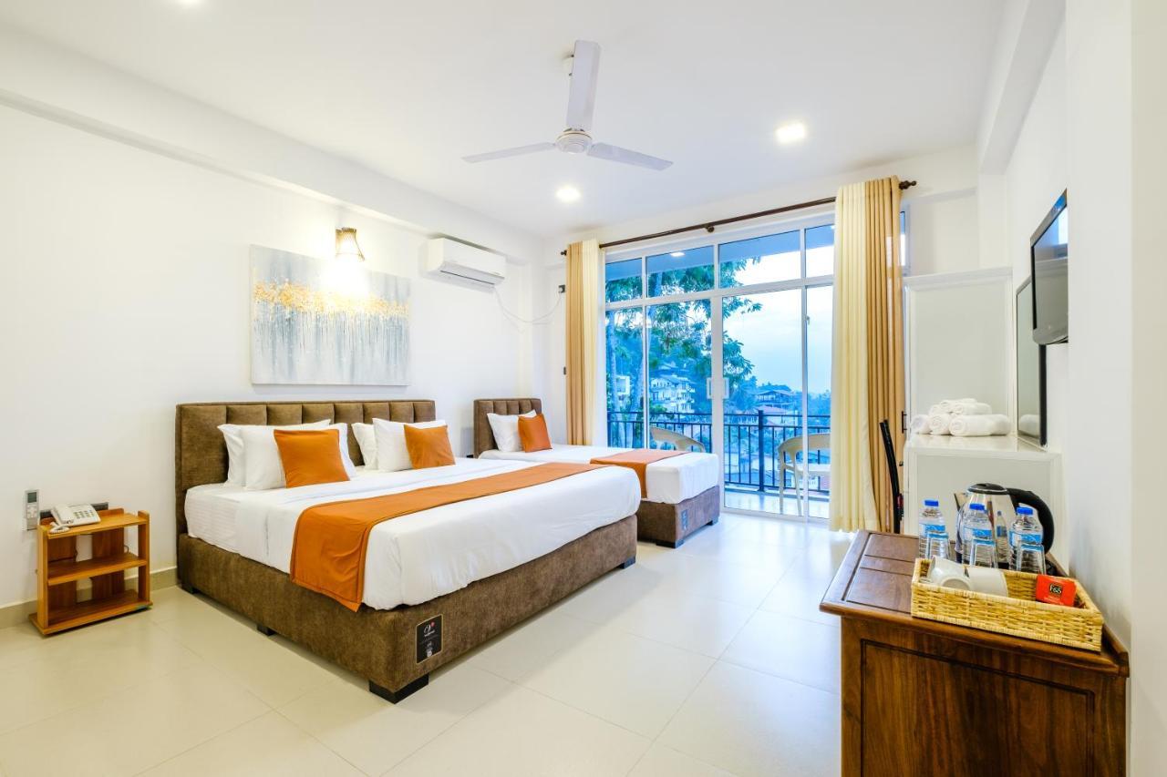 Queens Mount Ridge Kandy Exterior photo