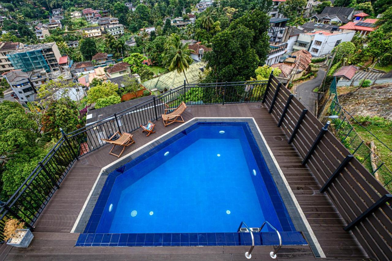Queens Mount Ridge Kandy Exterior photo