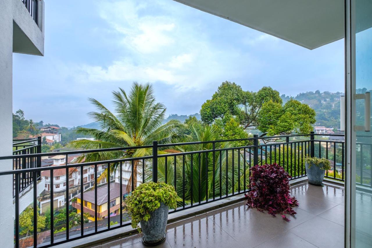 Queens Mount Ridge Kandy Exterior photo