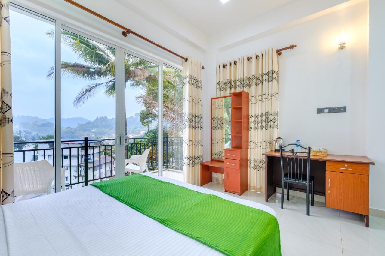 Queens Mount Ridge Kandy Exterior photo