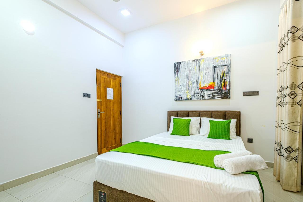 Queens Mount Ridge Kandy Exterior photo